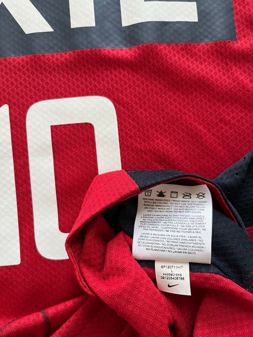 小笠原満男　選手支給　実使用　サイン入￼ユニフォーム　鹿島アントラーズ　2012