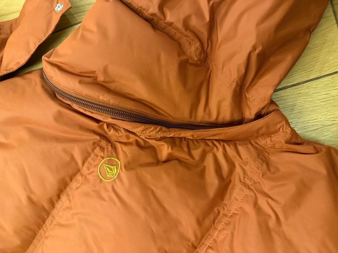 VOLCOM ボルコム　スノーボードウェア　Mサイズ　ダウン