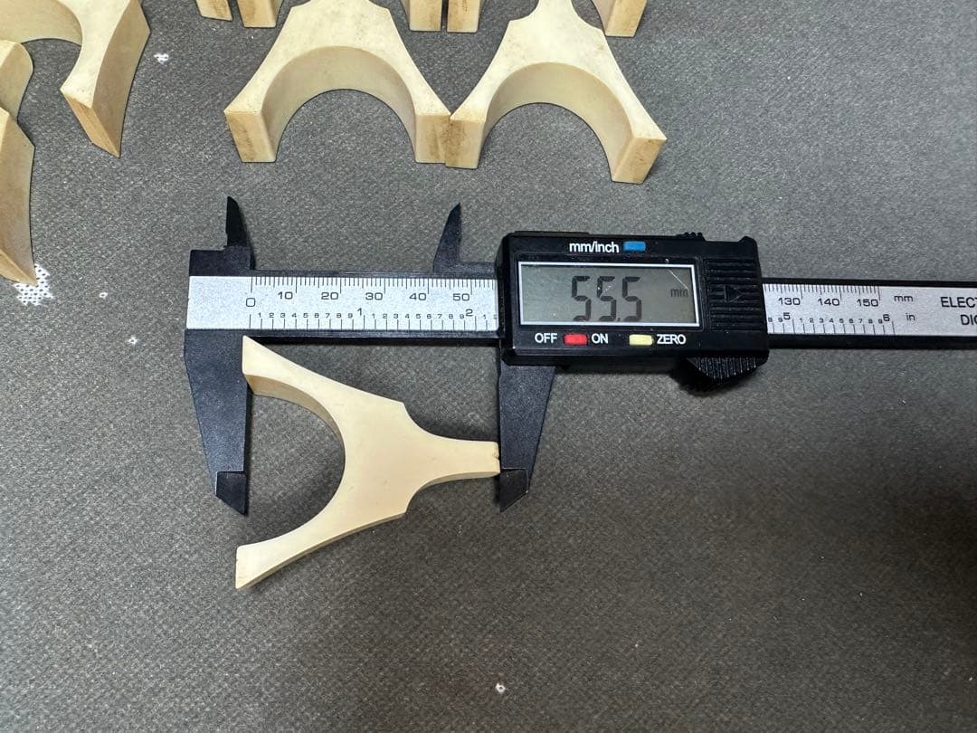 三線　琴柱 筝柱　14個セット 和楽器　御琴　箱付 和琴 御箏琴柱 琴用