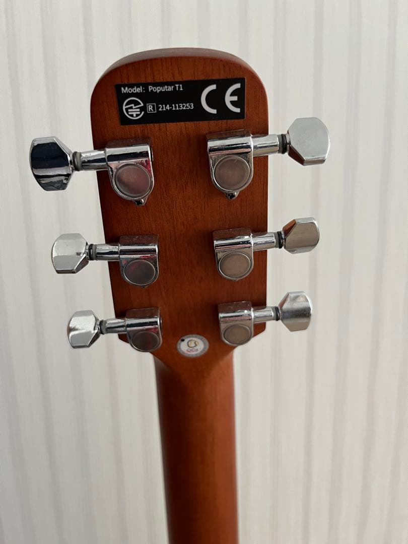 Poputarアコースティックギター