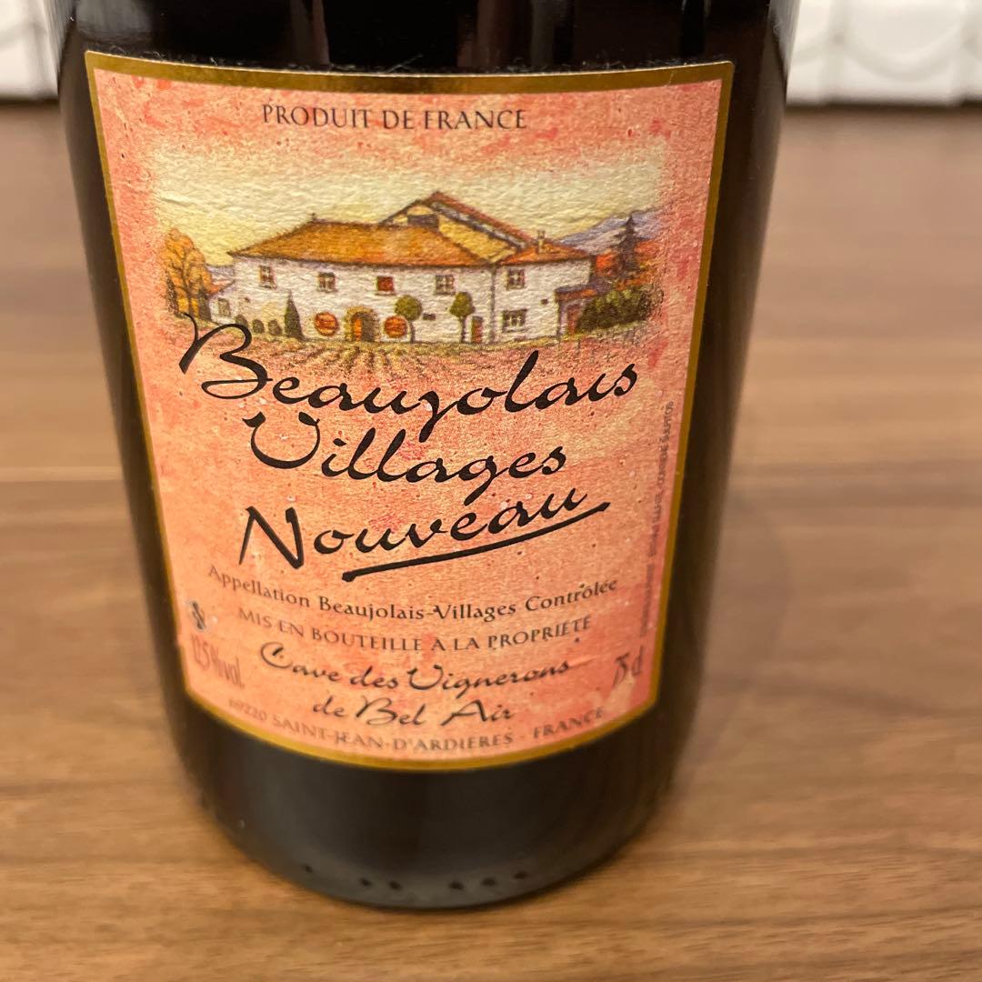 Cave de Bel-Air ボージョレ・ヴィラージュ・ヌーヴォー 2013