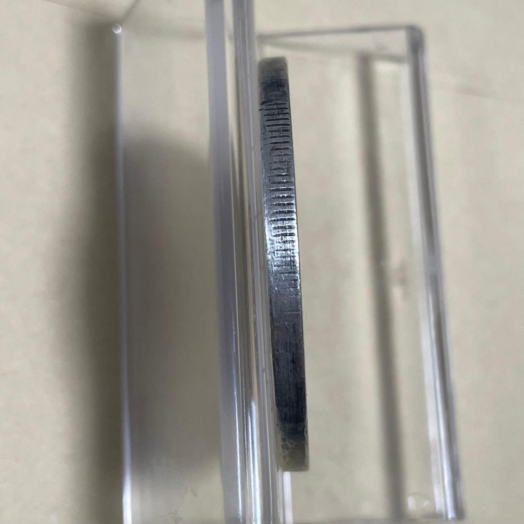 中国銀貨　新疆　餉銀一両　洗浄あり