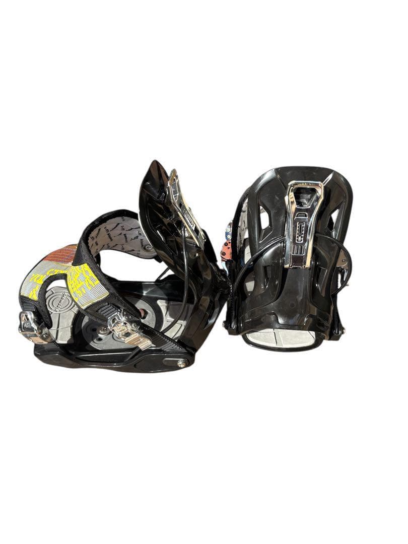 FLOW×KISSMARKビンディング