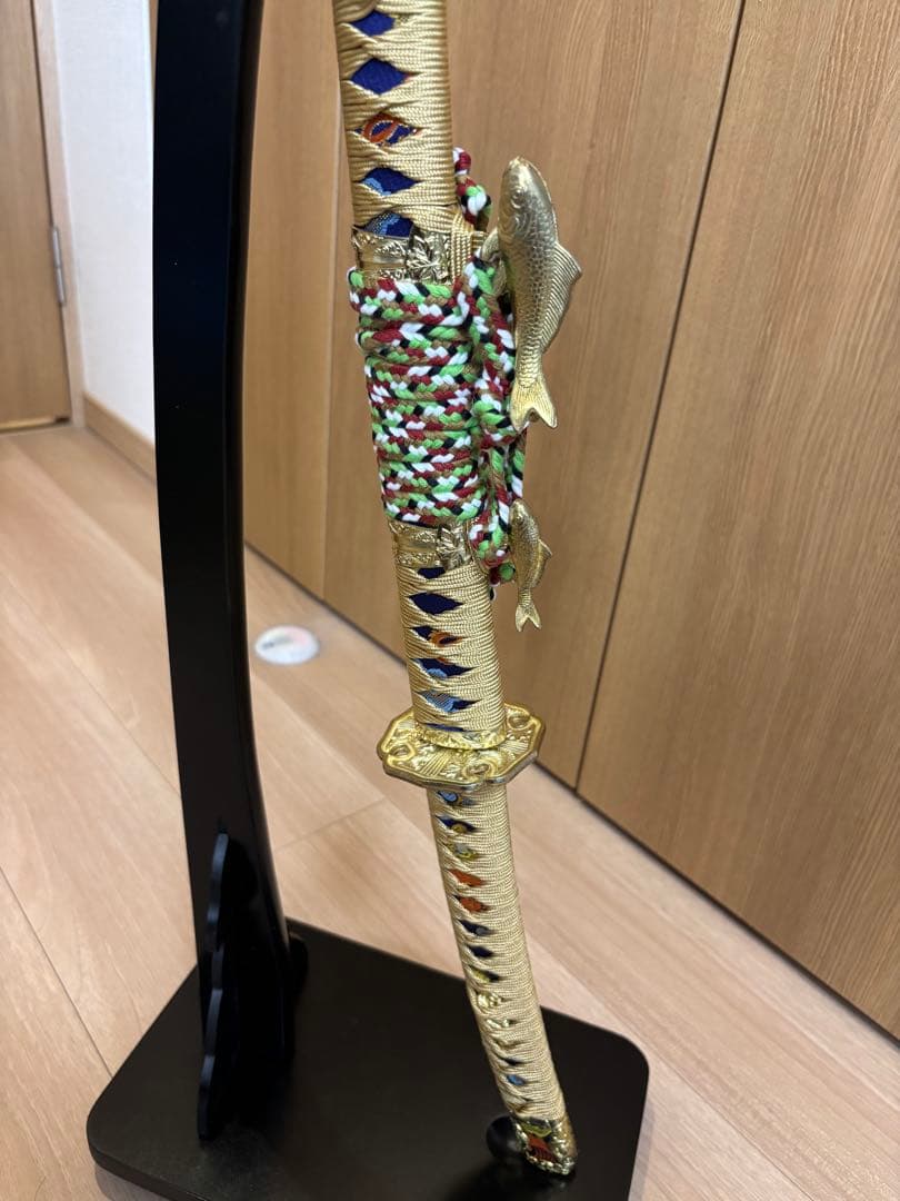 吉祥登竜門陣太刀 【美品】観賞用 模造刀 日本刀 鯉 スタンドセット 掛け台付き