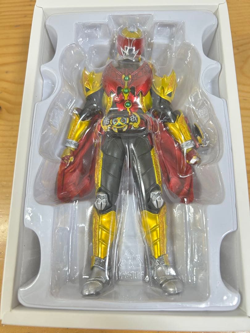 S.H.Figuarts真骨彫製法仮面ライダーキバエンペラーフォーム