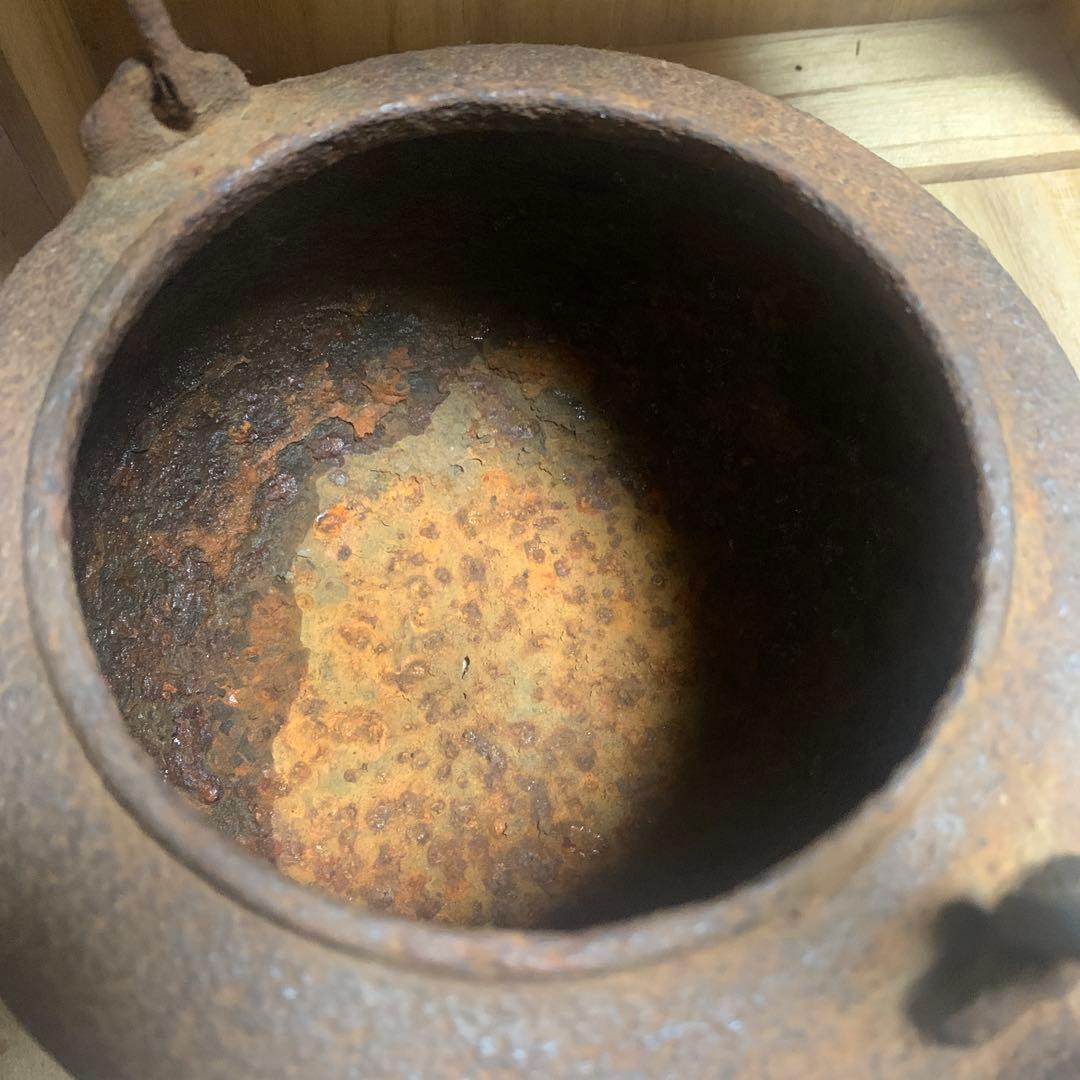 鉄瓶 水漏れあり　蓋なし