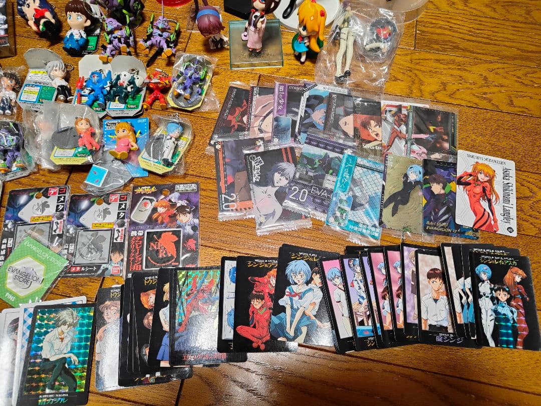 エヴァンゲリオン エヴァ NERV フィギュア カード シンジ レイ アスカ
