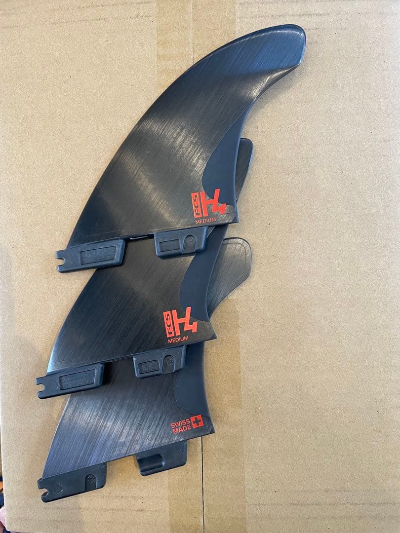 FCS2H4 Mサイズ トライフィン新品日本正規販売店購入品2025