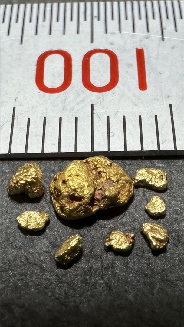 砂金　小粒中粒大粒　自然金