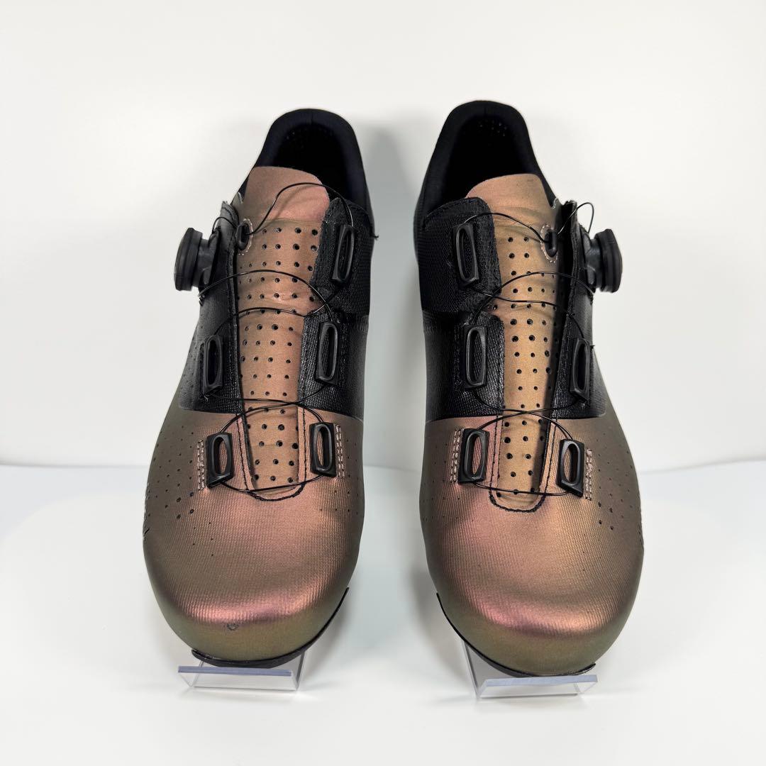 ウェア Fizik Tempo Overcurve R4 Iridescent