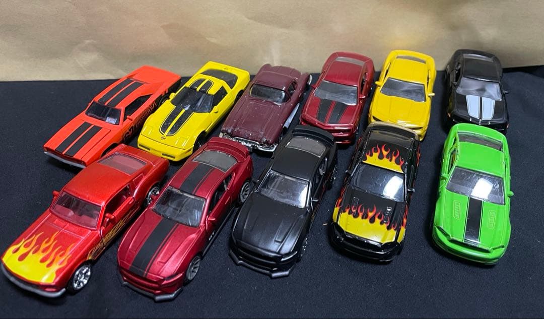 大量　マジョレット製ミニカー　まとめ売り　84台セット　1/64