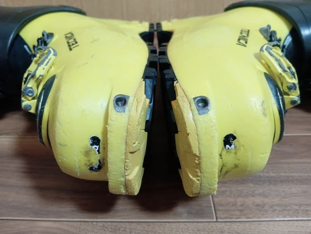 Tecnica Zero G Tour Pro スキーブーツ フレックス130