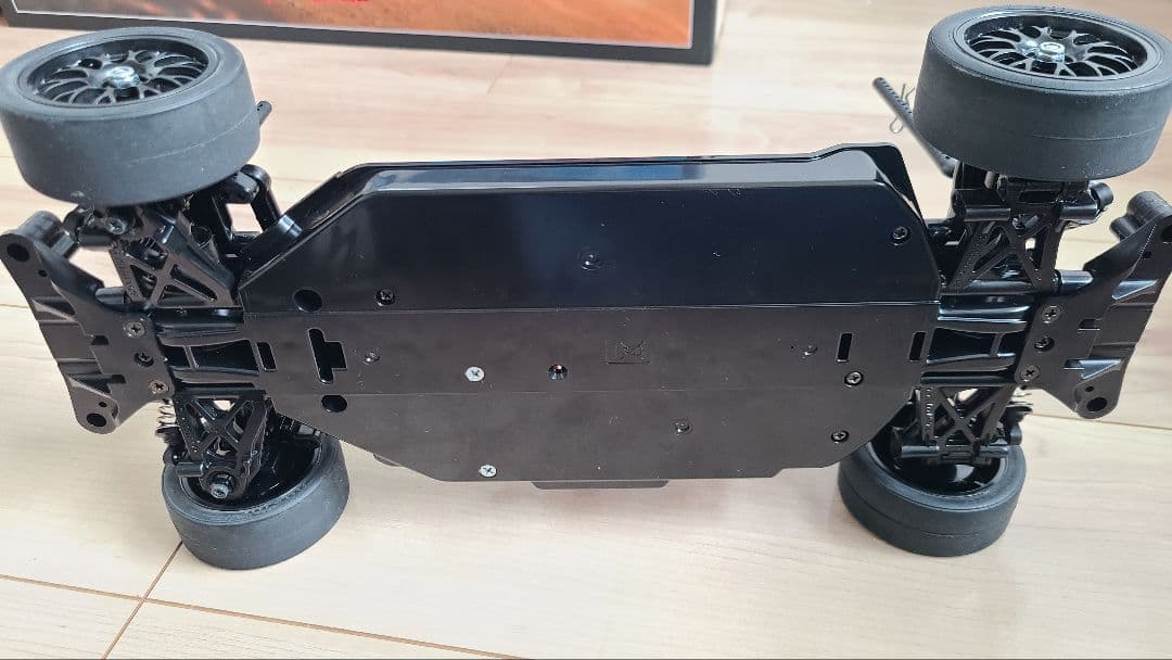 タミヤTT-02シャーシ(京商、ヨコモ、トラクサス、アキシャル、アソシ)