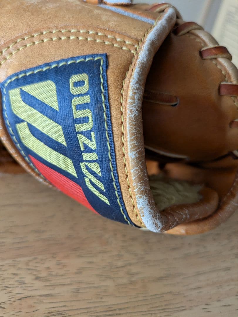 Mizuno World Win 赤カップ硬式グローブ 右投げ用