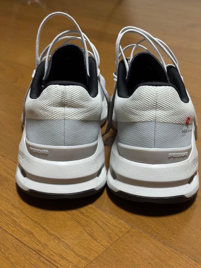 その他 on cloud pulse 25cm