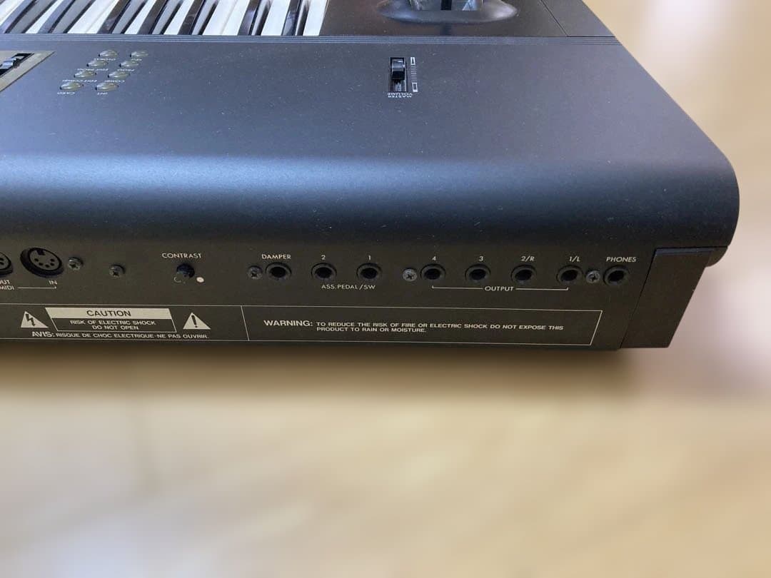 鍵盤楽器 KORG M1 PLUS1 MUSIC WORKSTATION