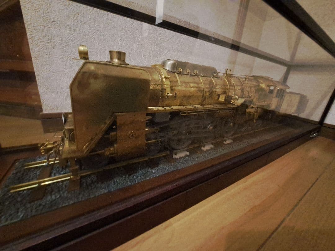 大幅値下げ 大型模型 ディアゴスティーニ C62つばめ 蒸気機関車模型 真鍮