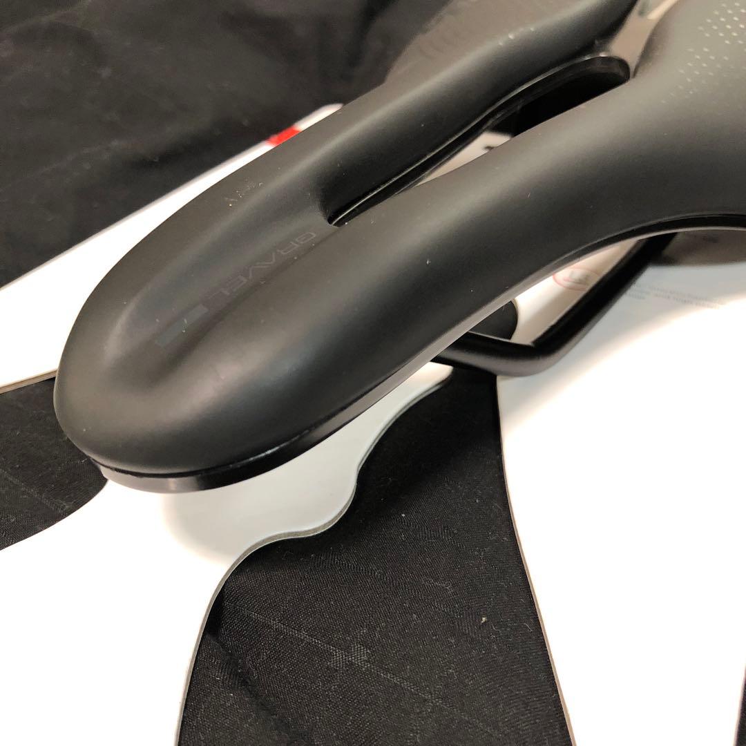 Selle Italia Novus Boost Evo GRAVEL サドル