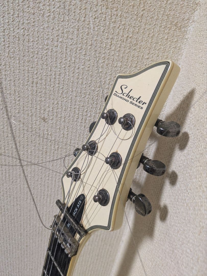 エレキギター アイボリー ハムバッカー Schecter blackJack