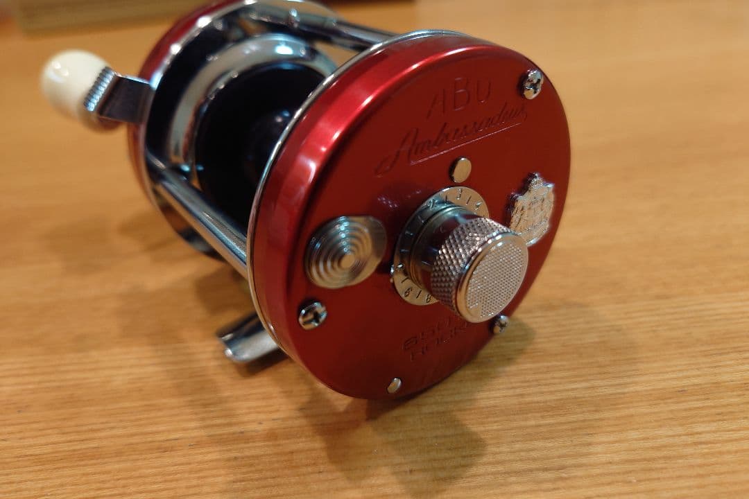 アブ　アンバサダー　6501csロケット 赤　左ハンドル　雷魚　怪魚