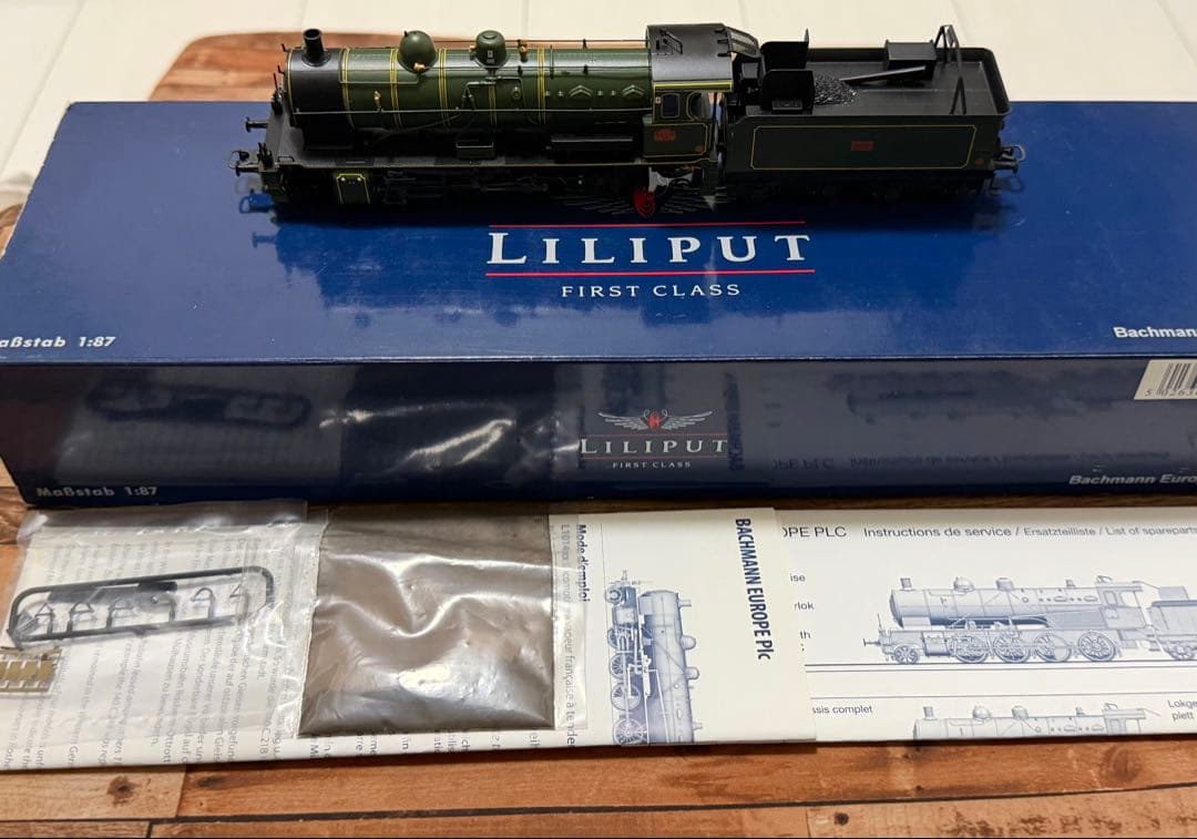 鉄道模型 LILIPUT FIRST CLASS L101432