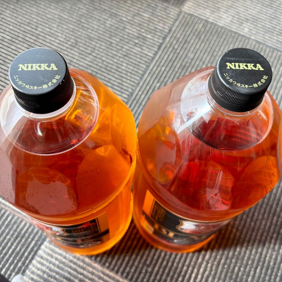 ブラックニッカクリア　4L×3本