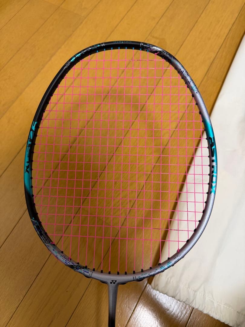 YONEX アストロクス88Sプロ 4UG5 ほぼ新品