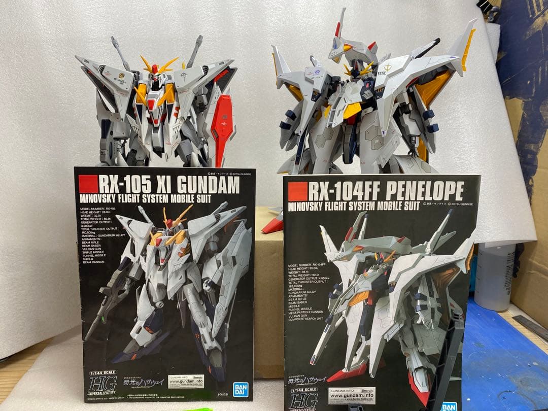 へ*ろ様 HG XI ガンダム、ペーネロペー 2体セット　全塗装　閃光のハサウェ
