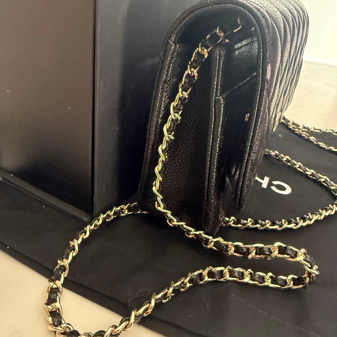 ブラック キルティングショルダーバッグ