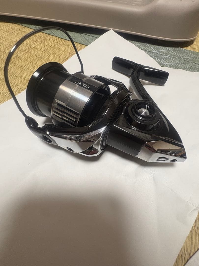 【値下げ中！】SHIMANO Vanquish 2500S スピニングリール