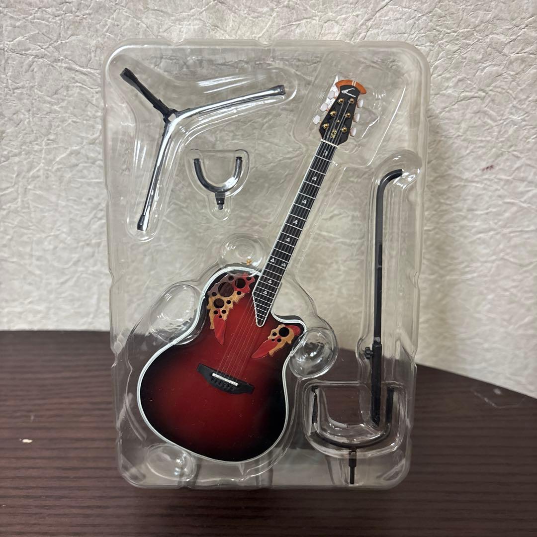 Ovation 1/8スケール フィギュア　オベーション ギター ノーマル7種