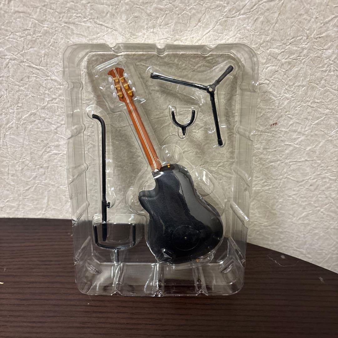 Ovation 1/8スケール フィギュア　オベーション ギター ノーマル7種