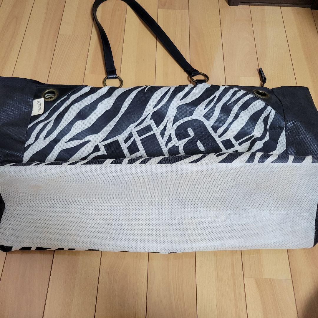d.i.a. ゼブラ柄 ショップバック 大