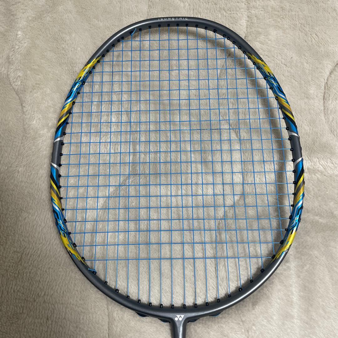 ARC SABER 3 バドミントンラケット