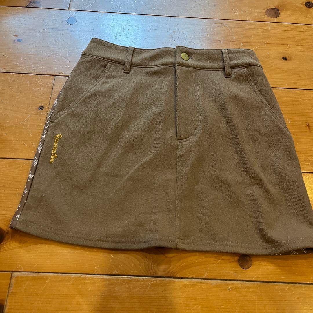 resussectionのゴルフスカート