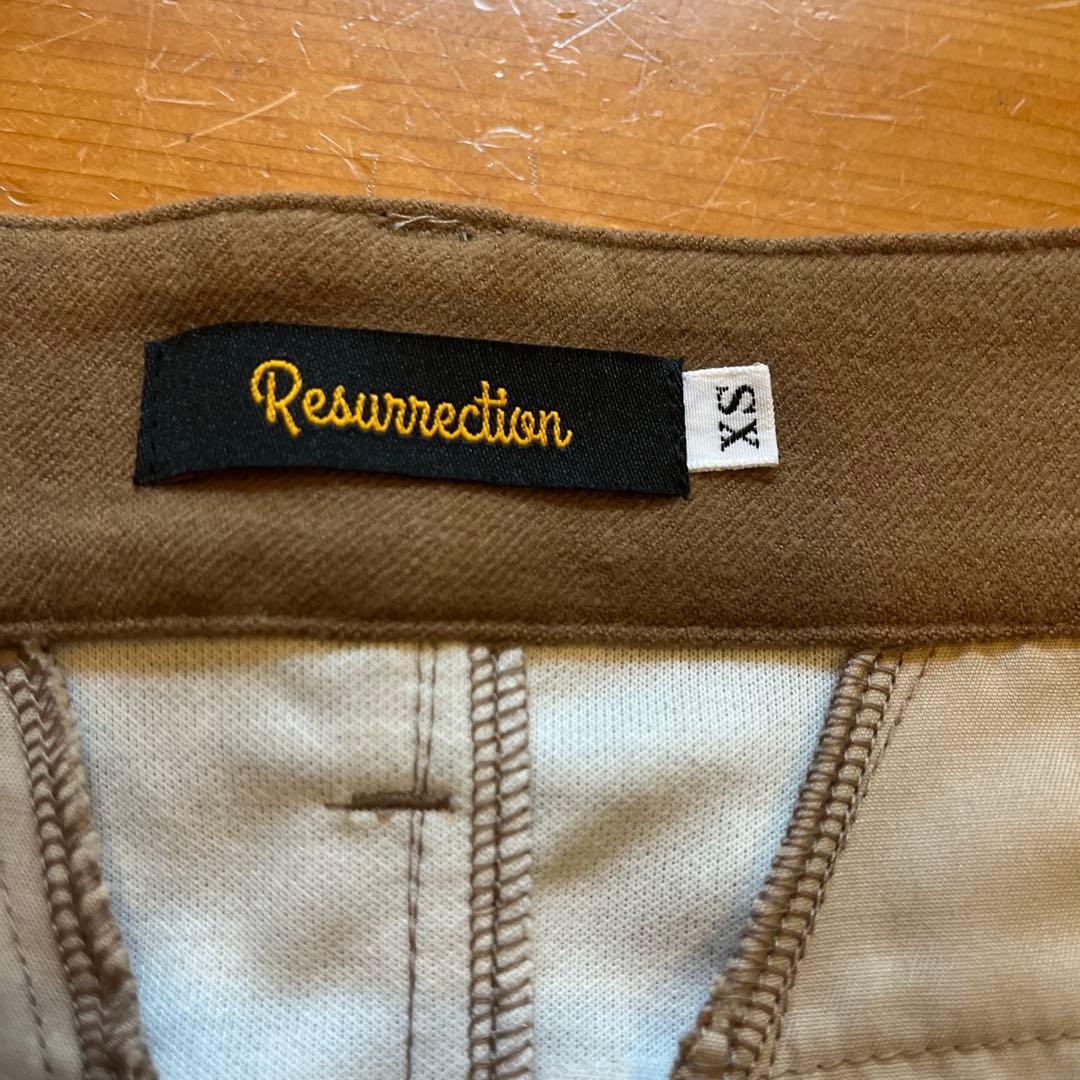 resussectionのゴルフスカート