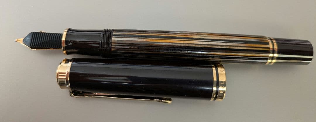 ペリカン 新品未使用　2013年茶縞トータスシェルブラウンM800万年筆B