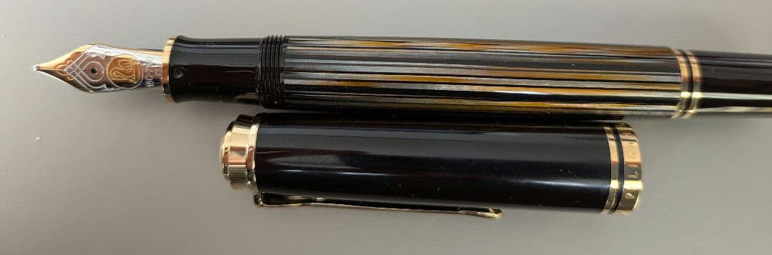 ペリカン 新品未使用　2013年茶縞トータスシェルブラウンM800万年筆B