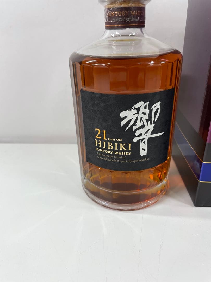 サントリー響21☆ウイスキー700ml 新品未開栓　箱付
