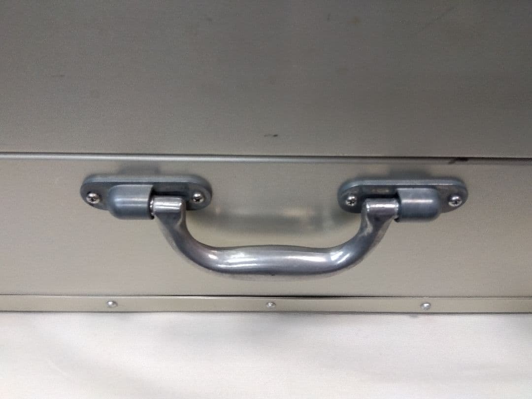 アルミトランク　アルマイト加工　日本製　大型サイズ　アルミ製