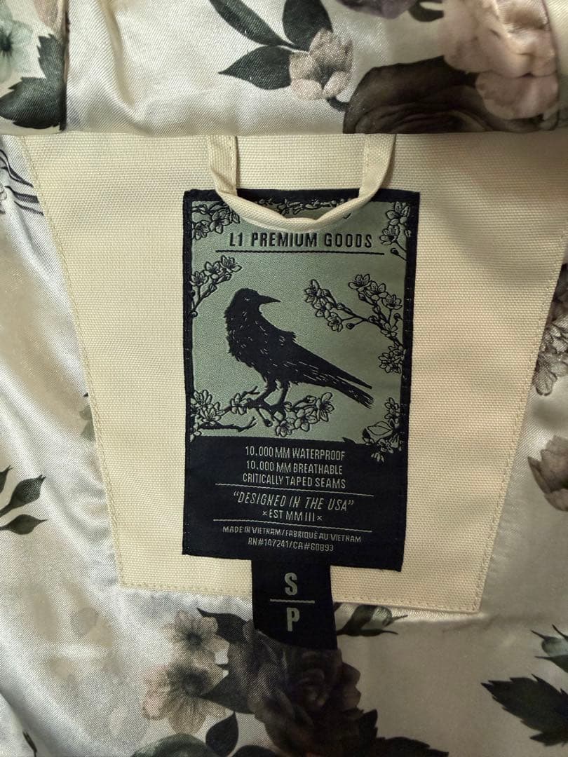 L1スノーボードウェア　ジャケットSサイズ　パンツXSサイズ