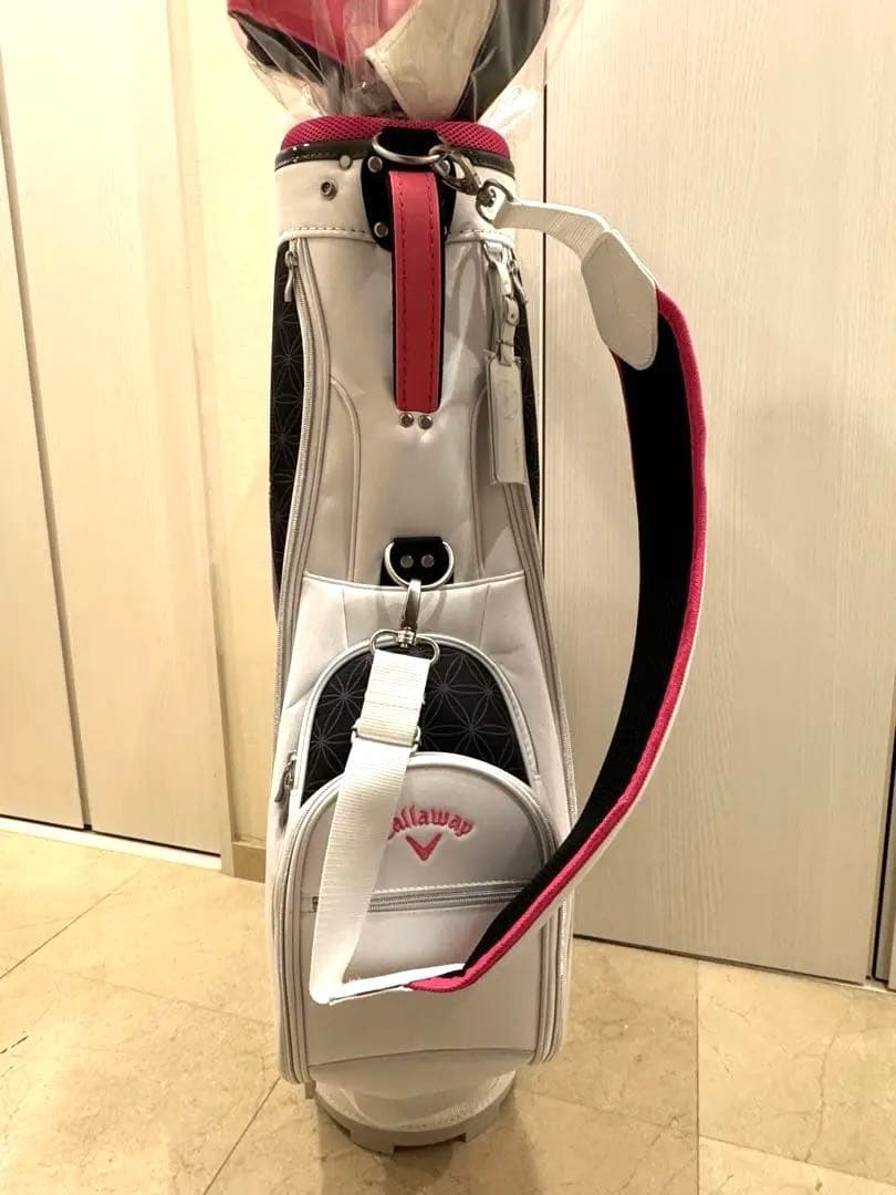 新品未使用 Callaway キャディバッグ レディース　正規付属カバー付き
