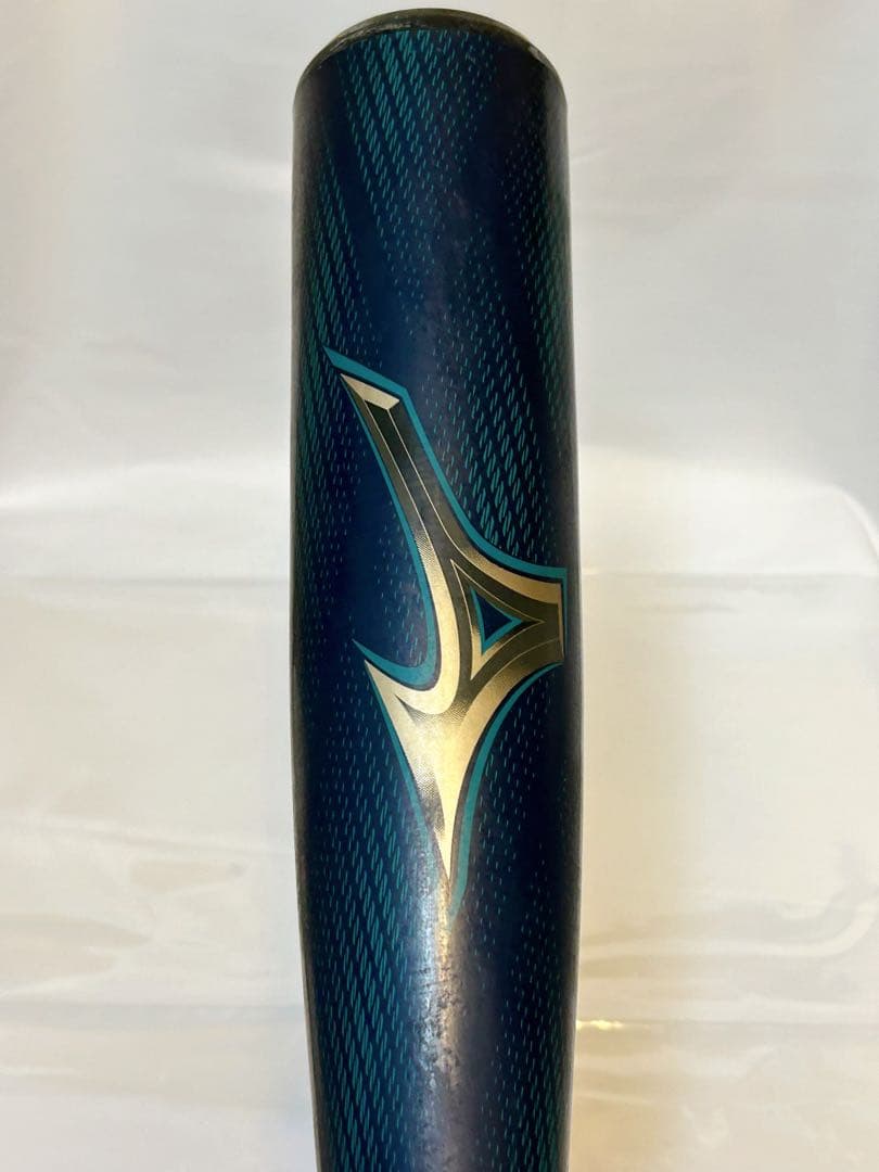 ★美品★ レガシーLW ビヨンドマックス 軟式用バット 83cm 680g