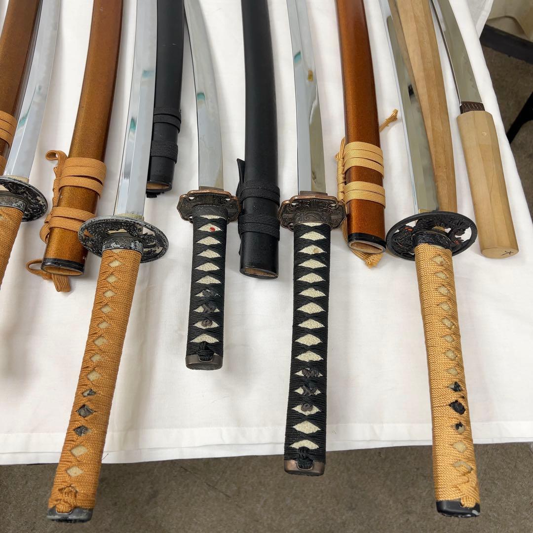 【傷あり】A 模造刀 8本 まとめ 鍔 透かし 太刀鍔 花形鍔 太刀 脇差 白鞘