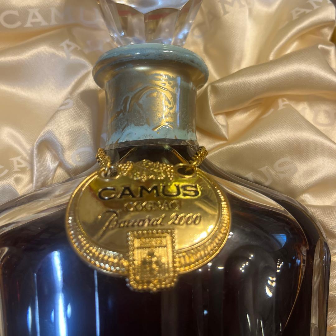 【未開栓】古酒CAMUS Cognac Baccarat 2000ギフトボックス