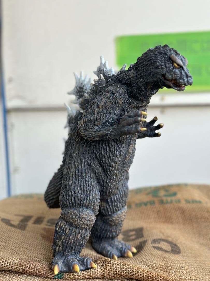 パラダイス イノウエアーツ ゴジラ64 モスゴジ ソフビキット改造品 約30cm