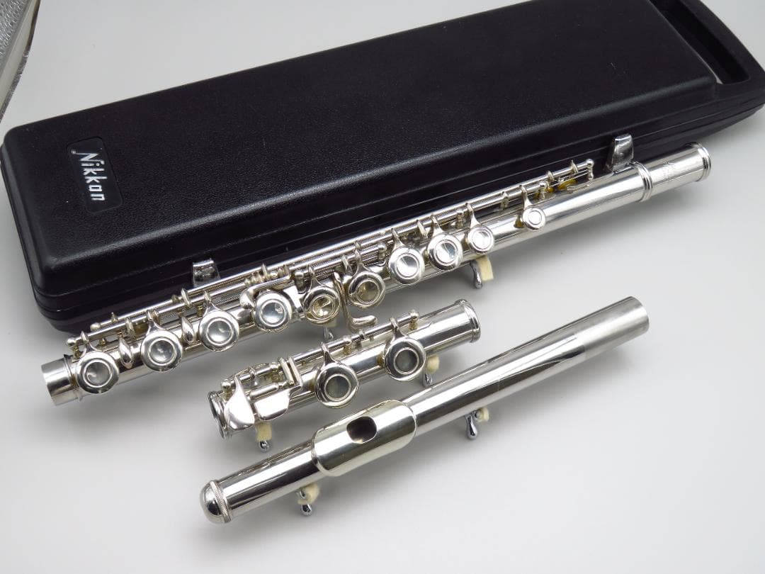 全タンポ＆ヘッド・コルク交換済　フルート　Nikkan　Eメカ付き