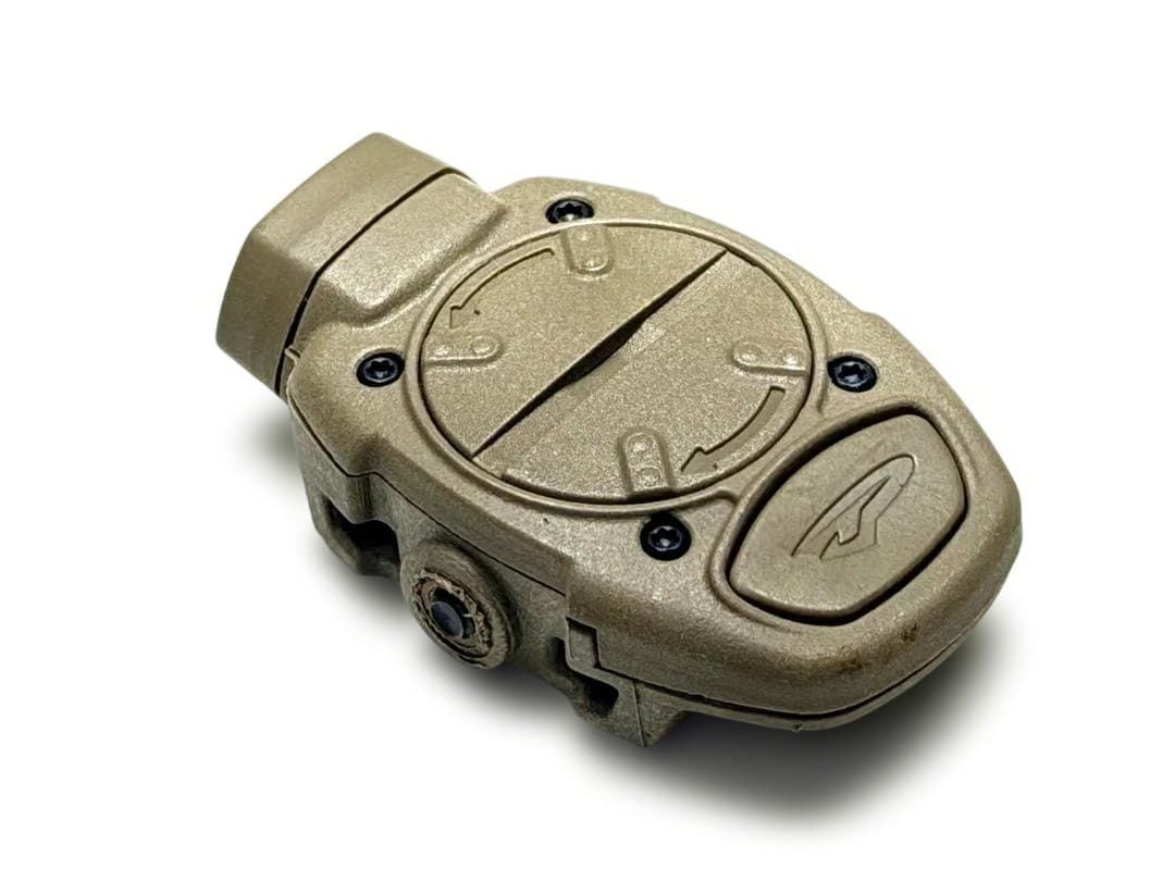 Princeton Tec SWITCH RAIL RED/IR TAN 中古品