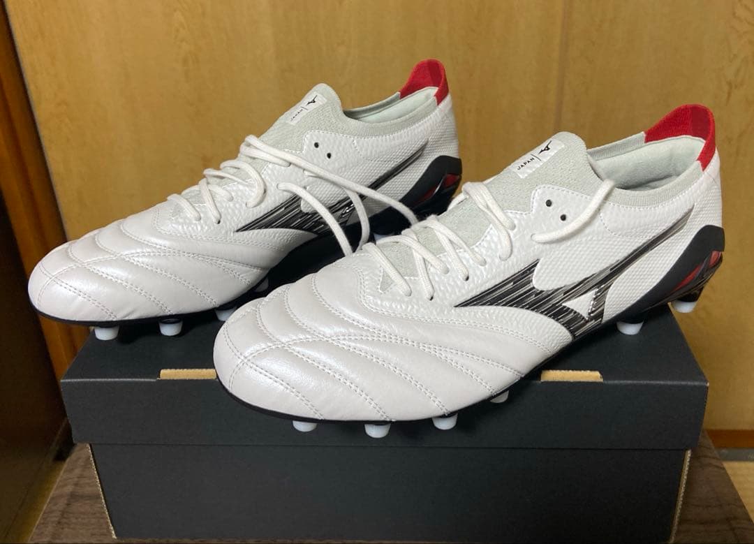 MIZUNO モレリア Neo 4 β JAPAN P1GA234009