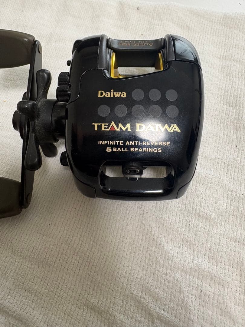 ダイワ Team TD1Hi オートキャスト 右ハンドル ベイトリール